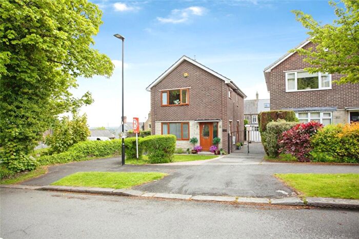3 Bedroom Detached House For Sale In Bower Lane, Grenoside, Sheffield, South Yorkshire, S35