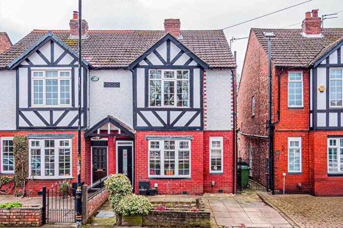 3 Bedroom Semi Detached House For Sale In Chassen Road, Urmston, Manchester, M41