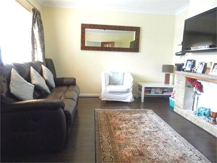 3 Bedroom Terraced House To Rent In Field End Road, Ruislip, HA4