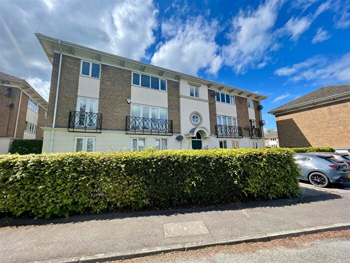 2 Bedroom Flat For Sale In Hawkesbury Mews, Darlington, DL3