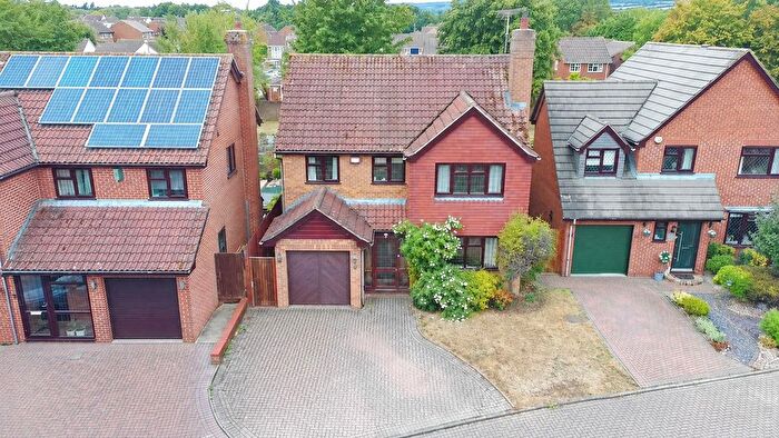 4 Bedroom Detached House For Sale In Southey Way, Larkfield, ME20