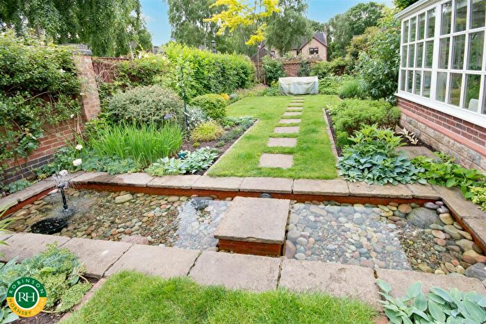 4 Bedroom Detached House For Sale In Oaklands, Bessacarr, Doncaster, DN4