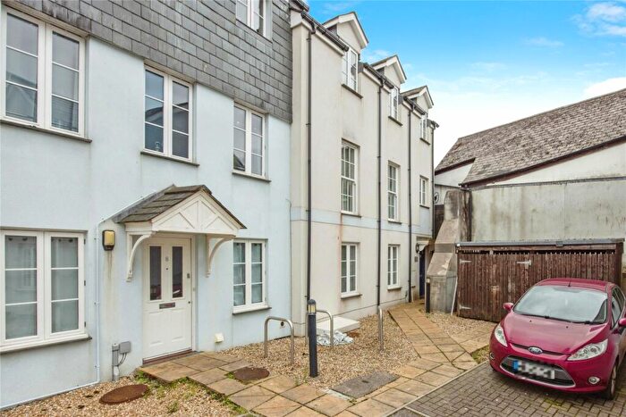 2 Bedroom Flat For Sale In Crockwell Street, Bodmin, Cornwall, PL31