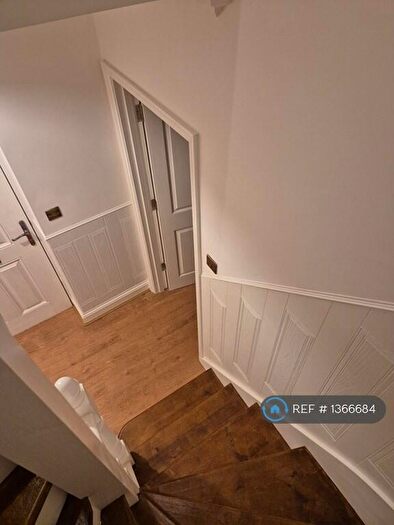 2 Bedroom End Of Terrace House To Rent In Knox Road, London, E7