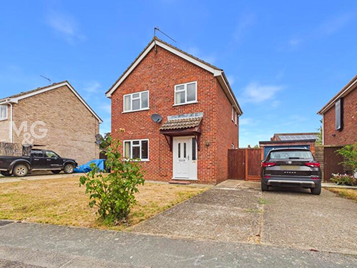 3 Bedroom Detached House For Sale In Birch Road, Thurston, IP31
