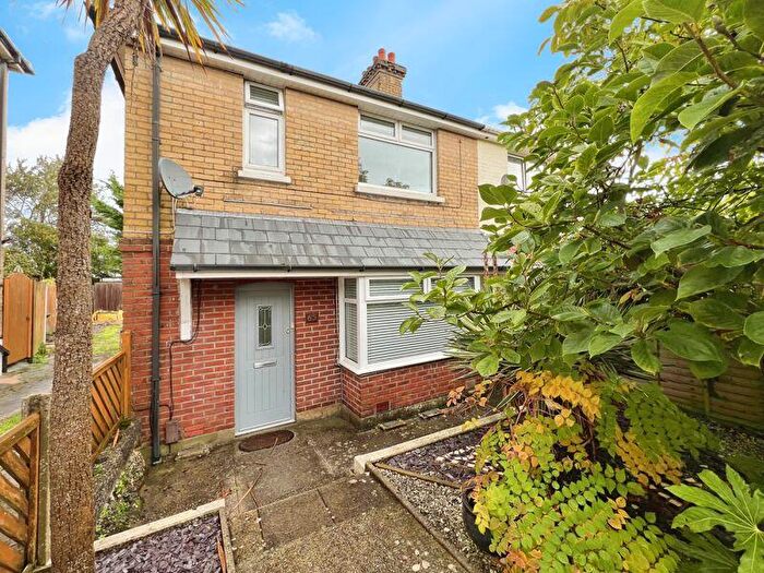 3 Bedroom Semi-Detached House To Rent In Gwynne Road, Parkstone, BH12
