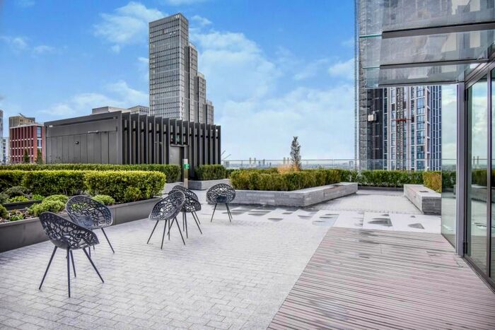 2 Bedroom Flat To Rent In Bondway, Nine Elms, London, SW8