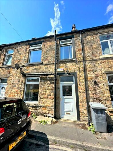 2 Bedroom Terraced House To Rent In St Johns Place, Birkenshaw, Bradford, BD11