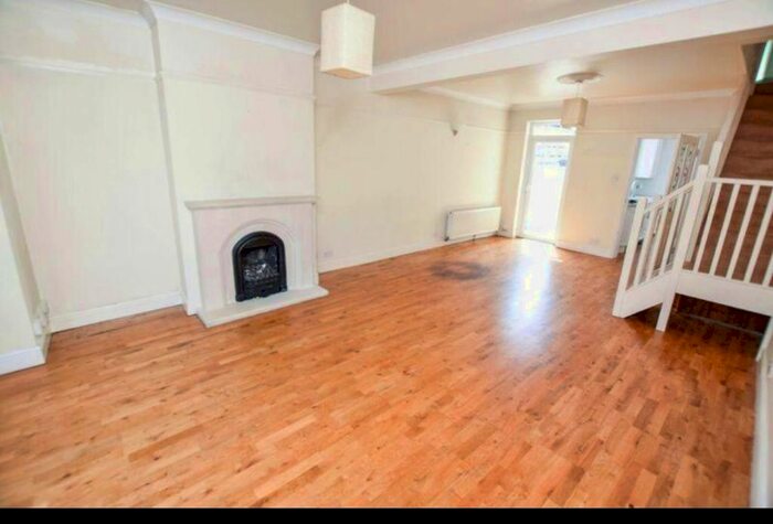 2 Bedroom Terraced House To Rent In Arthur Street, Grays, RM17