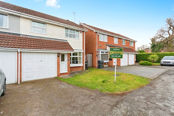 3 Bedroom Semi-Detached House For Sale In Hillaire Close, Birmingham, West Midlands, B38