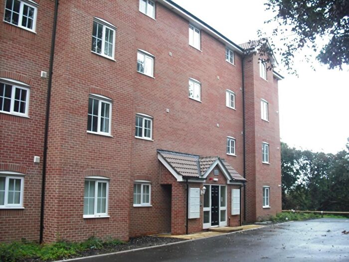 2 Bedroom Flat To Rent In Galahad Close, Larkhill Road, Yeovil, BA21