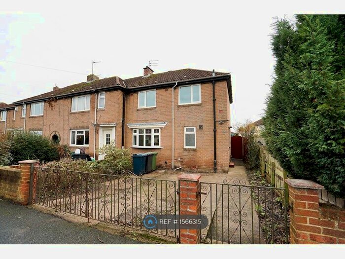 3 Bedroom Semi-Detached House To Rent In Hawthorne Avenue, Hebburn, NE31