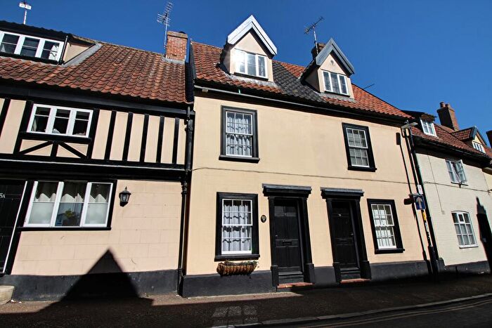 2 Bedroom House To Rent In Bridewell Street, NR18
