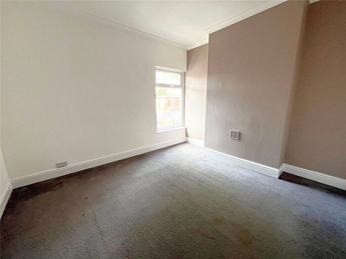 4 Bedroom Terraced House To Rent In Park Drive, Ilkeston, Derbyshire, DE7