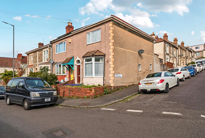 3 Bedroom End Of Terrace House For Sale In Whiteway Road, St George, Bristol, BS5