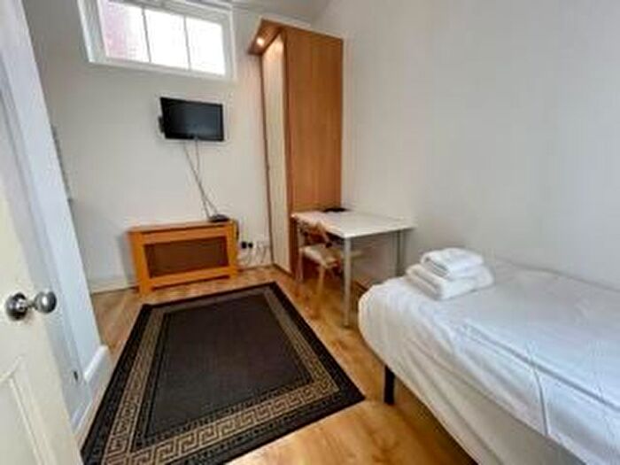 Studio To Rent In Fulham Road, London, SW3