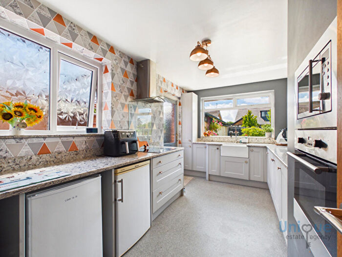 3 Bedroom Semi-Detached House For Sale In Burns Avenue, Thornton-Cleveleys, FY5