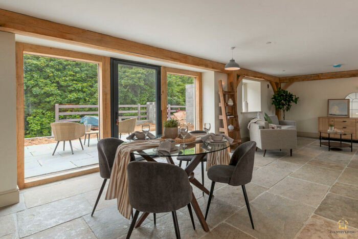 3 Bedroom Terraced House For Sale In Barn Two, East Dudwell, SA62