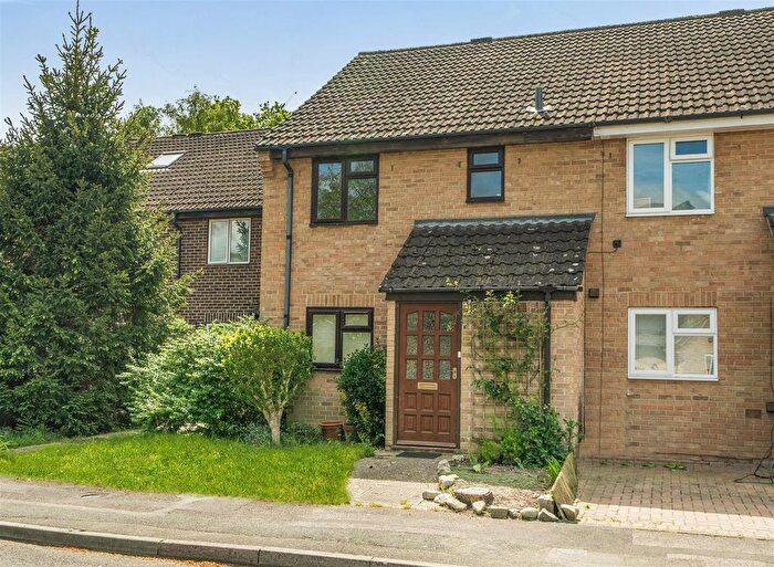 3 Bedroom Terraced House For Sale In Ditchfield Lane, Finchampstead, Berkshire, RG40