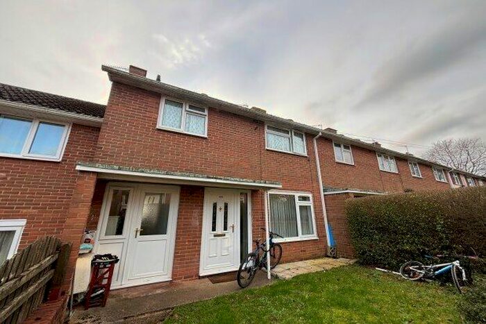 3 Bedroom Property To Rent In Lancelot Road, Exeter, EX4