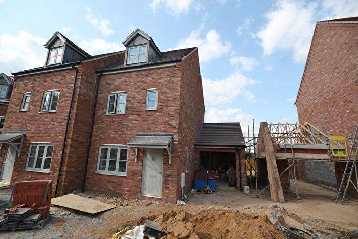 4 Bedroom Semi Detached House For Sale In Chancel Close, Milton Keynes, Buckinghamshire, MK17