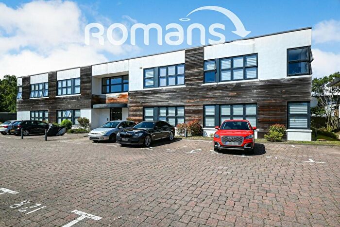 1 Bedroom Apartment To Rent In Forth House, RG12