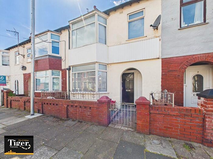 1 Bedroom Flat To Rent In Brighton Avenue, Blackpool, FY4