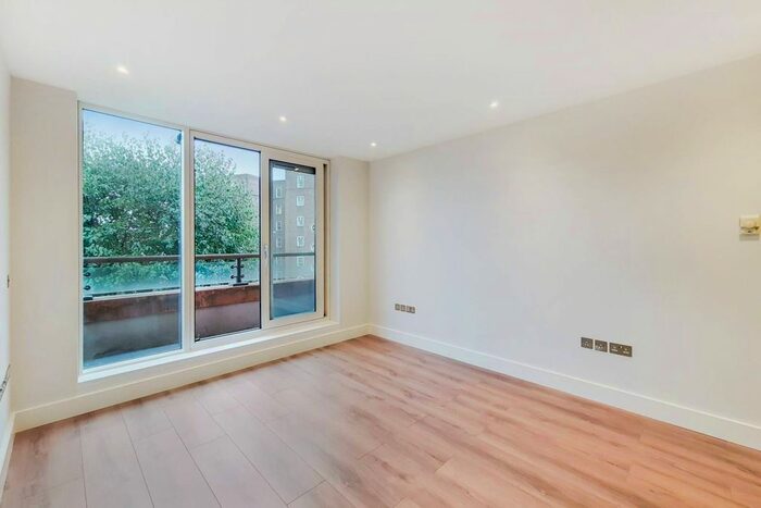 1 Bedroom Flat To Rent In South Wharf Road, Paddington, London, W2