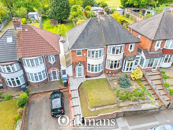 3 Bedroom Semi Detached House For Sale In Camp Lane, Handsworth, Birmingham, West Midlands, B21