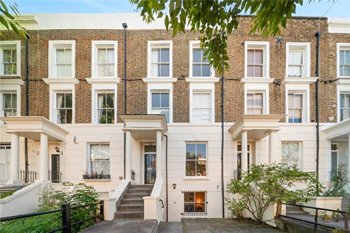 2 Bedroom Flat For Sale In Almorah Road, London, N1