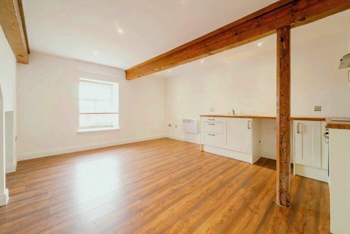2 Bedroom Penthouse To Rent In Healey Wood Road, Burnley, Lancashire, BB11