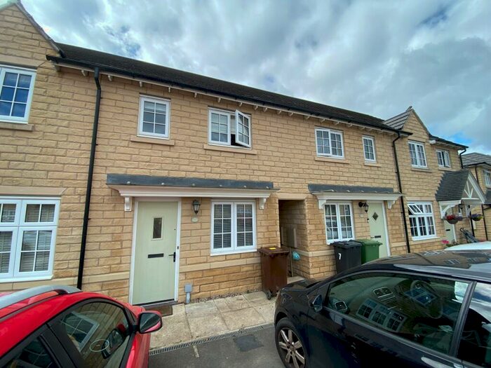2 Bedroom House To Rent In Bletchley Way, Horsforth, Leeds, LS18