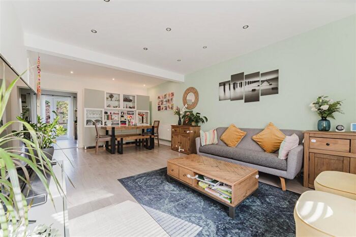 3 Bedroom End Terrace House For Sale In Bordars Road, London, W7