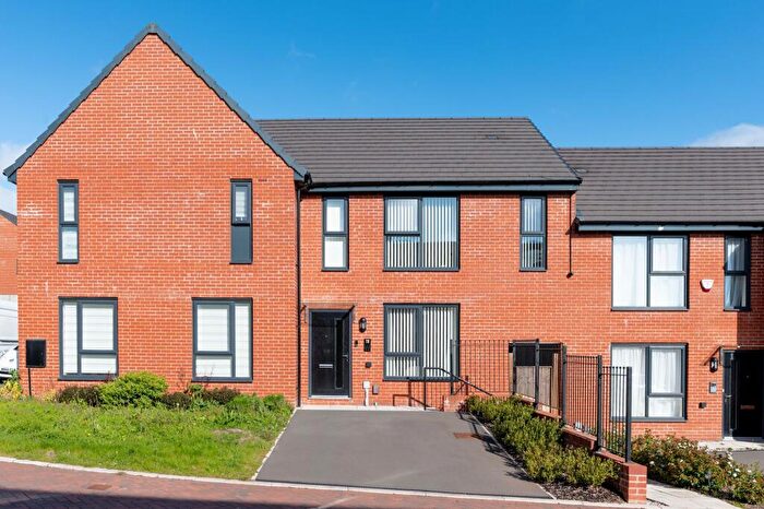 2 Bedroom Terraced House For Sale In Manor Park Crescent, Sheffield, S2