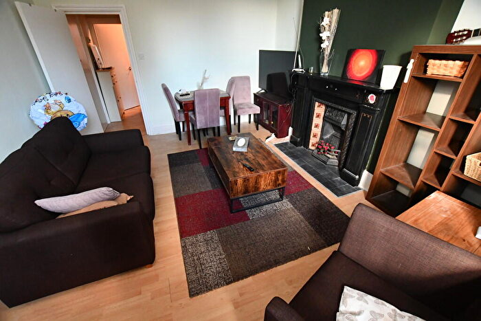 1 Bedroom Apartment To Rent In Morland Road, Croydon, CR0