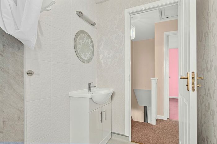 2 Bedroom Semi-Detached House For Sale In Union Place, Brightons, Falkirk, FK2