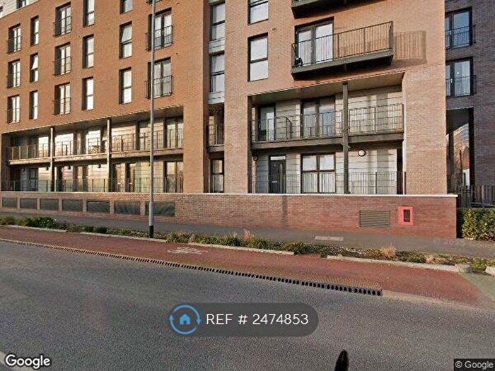 2 Bedroom Flat To Rent In Middlewood Plaza, Salford, M5