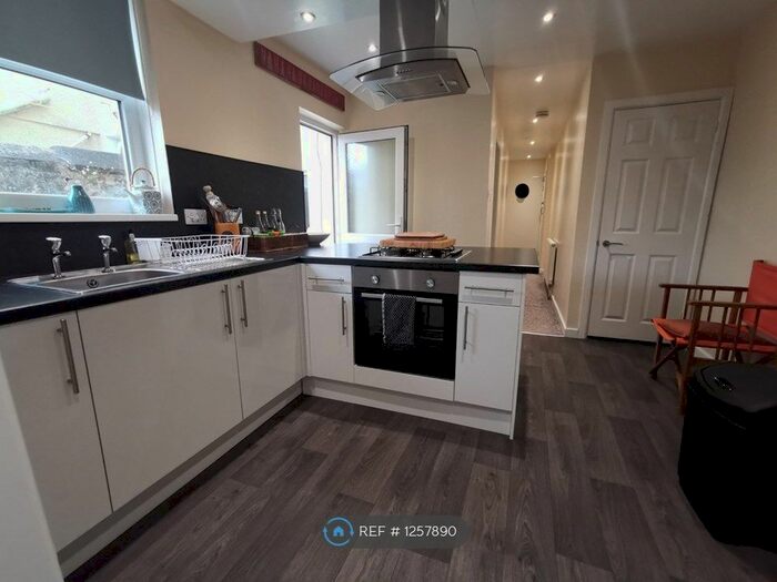 1 Bedroom Flat To Rent In Gff, Plymouth PL4