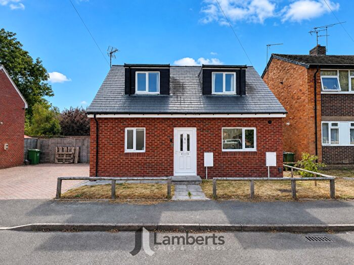 3 Bedroom Detached Bungalow For Sale In Allendale Court, Studley, B80