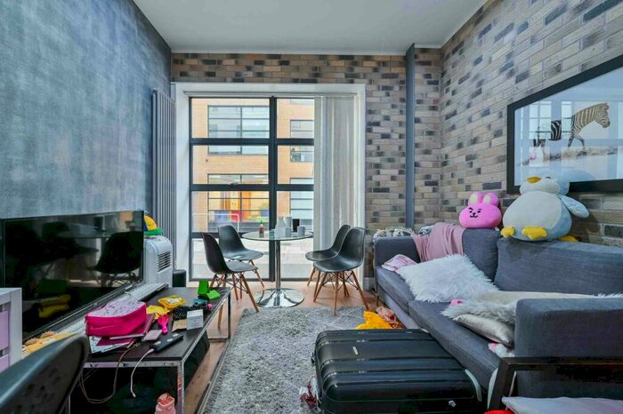 1 Bedroom Flat For Sale In Carlow House, Mornington Crescent, London, NW1