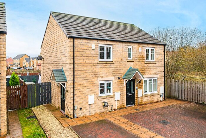 2 Bedroom Semi-Detached House For Sale In Parcevall Close, Beckwithshaw, Harrogate, North Yorkshire, HG3