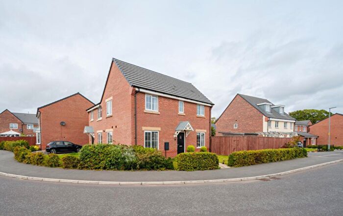 3 Bedroom Semi-Detached House For Sale In High Grove Park, Burscough, L40