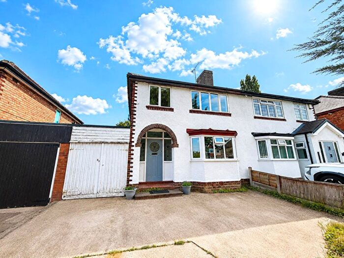 3 Bedroom Semi Detached House To Rent In Oxbarn Avenue, Wolverhampton, WV3