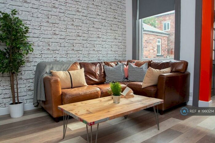 5 Bedroom Terraced House To Rent In Cemetery Avenue, Sheffield, S11