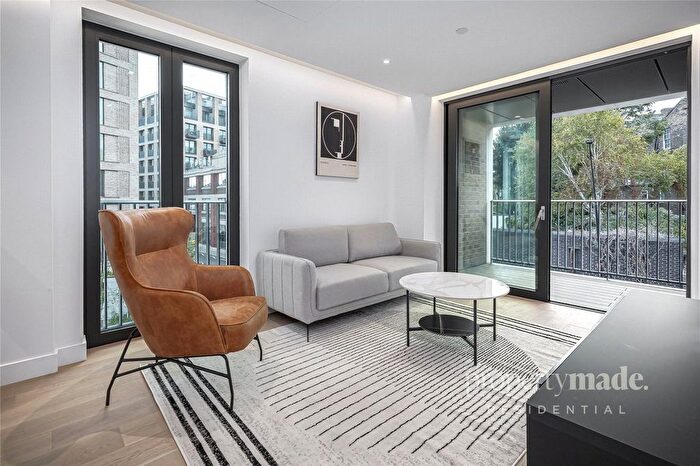 2 Bedroom Flat To Rent In Penny House, Calthorpe Street, London, WC1X