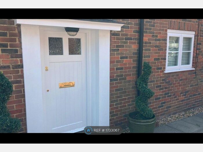 Studio To Rent In St. Marys Road, Wrotham, Sevenoaks, TN15