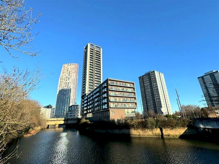 2 Bedroom Flat To Rent In River Heights, High Street, Stratford, E15