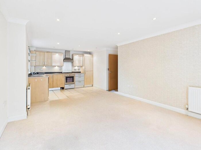 2 Bedroom Apartment To Rent In Maxwell Place, Beaconsfield, Buckinghamshire, HP9