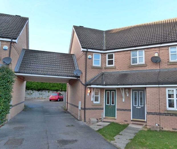 3 Bedroom Town House To Rent In Rosewood Crescent, Harrogate, HG1