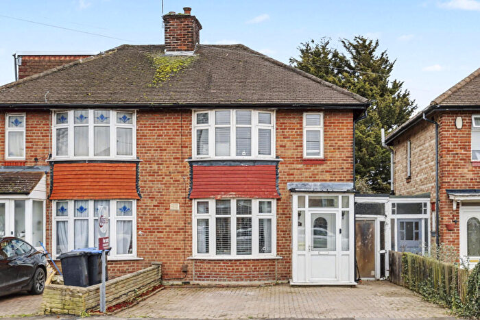 3 Bedroom House For Sale In Grove Gardens, Enfield, EN3
